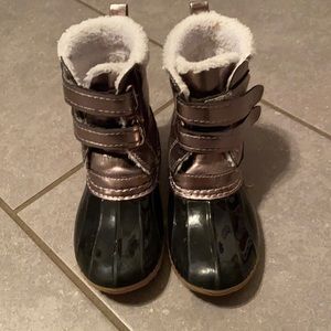 Krazy Kicks metallic rain boots